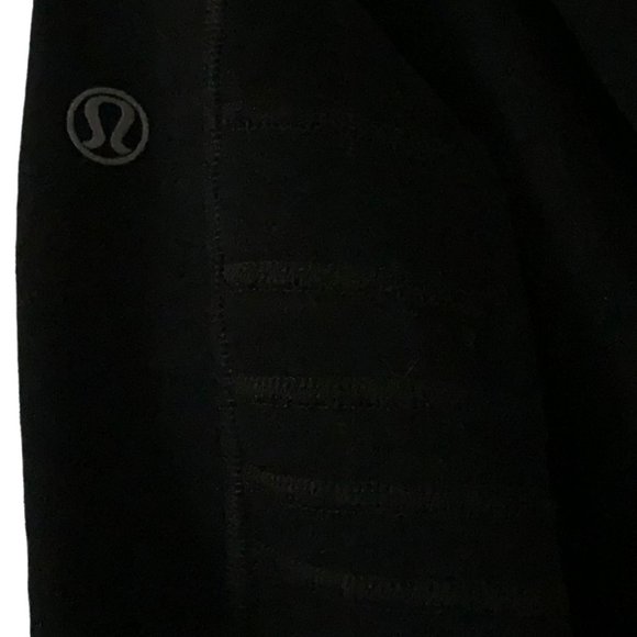 Women's Lululemon Black Scuba Hoodie Size 6 EUC - Picture 4 of 6